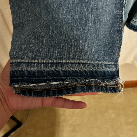 Old Navy Ankle Crop - Picture 3 of 3